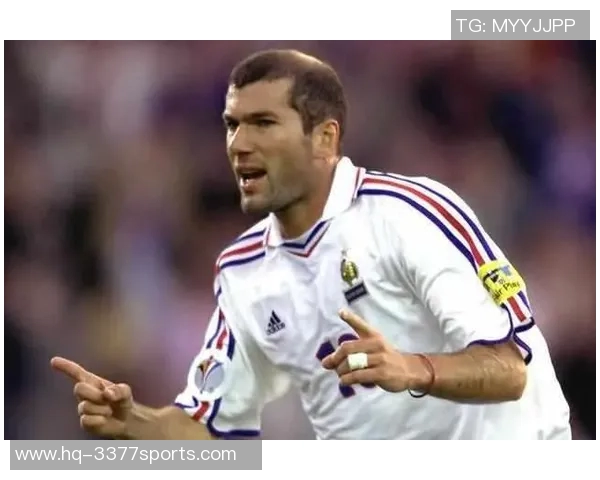 意甲足球明星盘点：历史与现役球员的辉煌成就与影响力分析